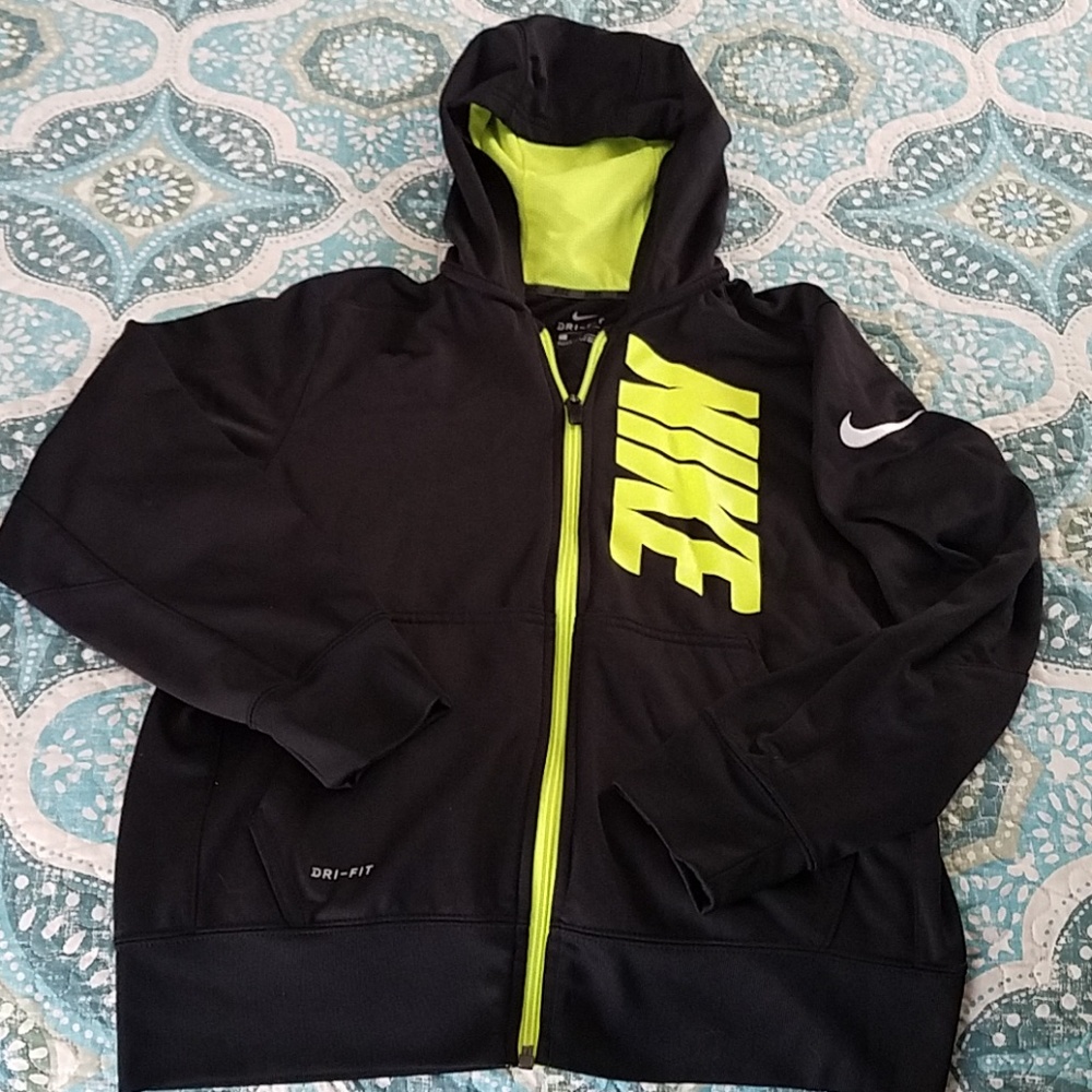 Boys Nike zip up jacket